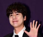 "박수받고 싶어"…SM 떠난 규현, 두려움 이겨낸 새 출발에 거는 기대 [TEN피플]