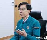 총선 차출 방문규 산업장관 "나라발전 위해 새로운 도전 시작"