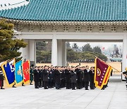 LIG넥스원, 현충원서 애국시무식…"방위산업체 사회적 책임"