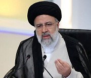‘테헤란의 도살자’ 이란 대통령 됐다... 초강경파 집권에 불안한 중동