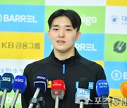 [ST포토] 인터뷰 갖는 수영대표팀 김우민