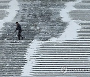 빌려서라도 한다는 '소한 추위' 온다…주말 서쪽 중심 눈