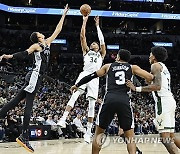 Bucks Spurs Basketball