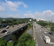 올림픽대교 한강 시신 가슴부위 상처…흉기 발견·타살 가능성(종합)