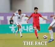 [한국 이라크] 이재성 '벼락 선제골', 전반 1-0 리드...손흥민 이강인 후반 출전