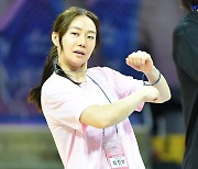 [JB포토] WKBL 걸즈 페스티벌, W스타 김진영 '춤은 자신감'