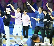 [JB포토] WKBL 걸즈 페스티벌, W스타들 '올스타전 댄스타임 기대해주세요'