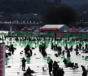 대표 겨울축제 화천산천어축제 북적