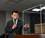 CHA chief revisits Goryeo lacquerware, seeks greater awareness