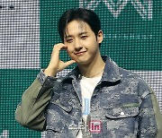 [포토]B1A4 신우, 많이 사랑해주세요!