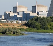 폭염 프랑스, 원전 가동률 높이려 방출수 온도 규정 완화
