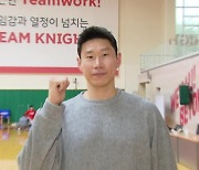 ‘SK 11연승’ 돌풍 이끈 오세근…감동의 눈물 흘린 사연은?