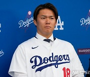 MLB 임직원 51% "NL 신인상은 야마모토"…이정후는 언급 안 돼