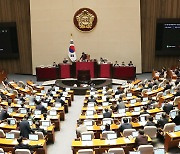 제주4·3사건, 가족관계 회복 길 열렸다…'4·3사건 개정안' 본회의 통과