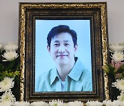 Entertainment industry tycoons call for answers regarding death of Lee Sun-kyun