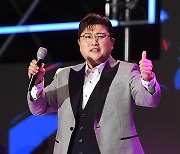 ‘트바로티’ 김호중, 국내 가수로는 처음이야...70인조 KBS 교향악단과 클래식 단독쇼 개최