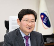 이상일 용인시장, 노력 통했다...노인복지주택 입소 자격 완화 법 개정