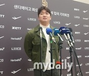 “김하성 SD맨·이정후도 美입성” 고우석 124억원 클로저? 첫 관문부터 통과하자…ML 적응 ‘믿는 구석’