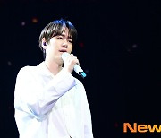 규현, 감미로운 무대[포토엔HD]