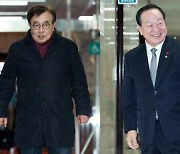 여 중진, 김건희 특검법 대응 방안 논의…"여론 안 좋아, 대응 잘해야"