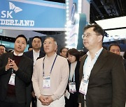 최재원 SK그룹 수석부회장, 정의선과 ‘전기차 회동’[CES 2024]