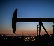 국제유가, 중동위기 고조·공급부족에 반등... WTI 2.08%↑