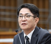 [단독]‘재산신고 누락’ 이균용 전 대법원장 후보자, ‘경고’ 조치