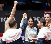 스롱-강민구 '하이런 폭발' 블루원리조트, 휴온스 잡고 3위 도약[PBA 팀리그]