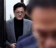 [포토] 홍익표 "이재명 수사, 원점 재검토하고 관련 내용 다 공개하라"