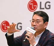 [CES 2024] 조주완 LG전자 대표 "10조 투입해 한계 돌파… 플랫폼 늘리고 외부성장 집중"