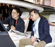 최재원 "SK온 상장, 예상 힘드나 가능한 시기오면 빨리" [CES 2024]