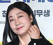 라미란, 포토샵으로 턱 쫌.... [포토엔HD]