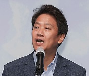 ‘文 비서실장’ 임종석, 서울 중·성동갑 출마···적격 판정