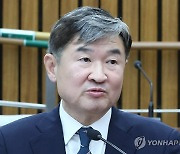 국정원장 청문회 고액임대 공방…"통상적 거래" "뇌물 아니냐"(종합)