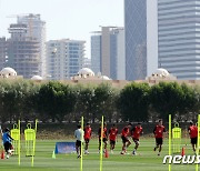 쾌적한 날씨에 훈련 진행하는 축구대표팀