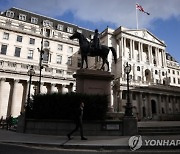 英 경제, 11월 예상보다 성장…금리인하 가능성 축소