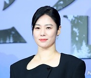 김현주, 화사한 미모