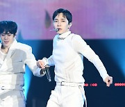 [TD포토] 하이라이트 이기광 '섹시美'