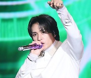 [TD포토] 하이라이트 손동운 '완벽한 무대'