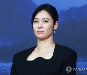 김현주, 단아한 미모