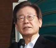 이재명 "퇴행의 시대‥문익환의 용기와 대담함에서 답 찾겠다"