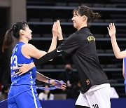 후반기 맞이하는 WKBL, 4위 하나원큐-5위 BNK 맞대결로 재개···14일, 강력한 2강 격돌