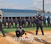 “스트라이크·볼 판정 엉망…심판들 영원히 성장 못해” 김성근 감독, ABS 도입 ‘쓴소리’