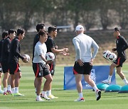 훈련하는 대한민국 축구 국가대표팀 선수들