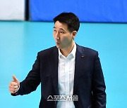 주전 리베로 없이 2연승, 한국전력 권영민 감독의 이시몬+장지원 칭찬 “잘해줘 고맙다”[현장인터뷰]