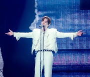 2PM 이준호 “5년만 콘서트, 몸 부서져라 목 찢어져라…덕분에 행복합니다”