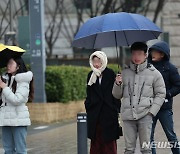 동장군 부르는 겨울비