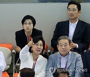 홍라희·이부진·이서현 세모녀, 삼성 계열사 지분 2조 7천억 규모 처분