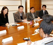 전주 영화영상산업의 길, 미국 실리콘비치서 배우다