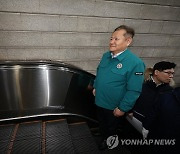 경복궁역 승강기 시설 안전 점검한 이상민 장관